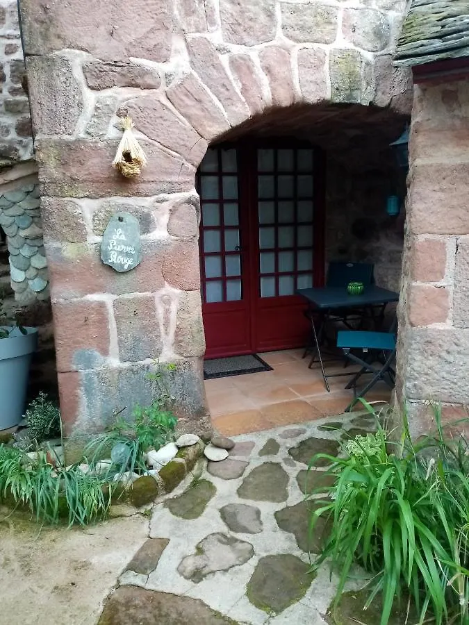 Saint-Christophe-Vallon La Pierre Rouge 아파트